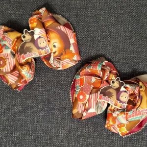 Beautiful handmade little girs hair bow